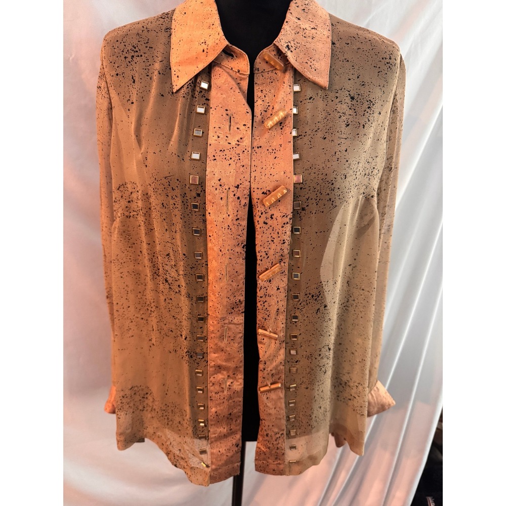 Very Vera Tan Peach Splatter Mirror Stud Toggle Button Up Blouse Medium